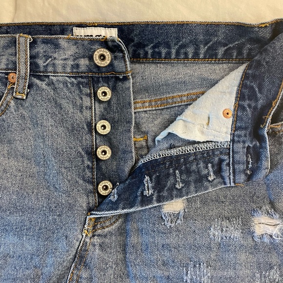 Umgee 26 Medium Wash Distressed Raw Hem Mini Denim Skirt - Picture 7 of 10